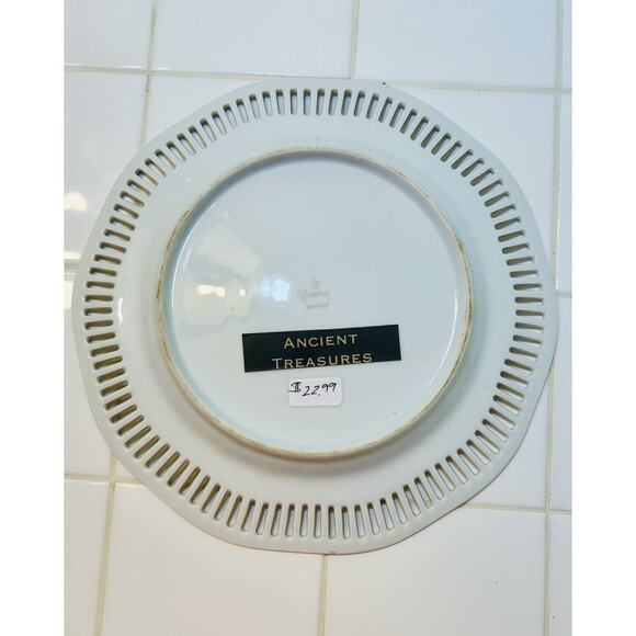 2 Reticulated Pierced Porcelain Dessert Plates Grapes & Apple Gold Trim Germany - Picture 3 of 4